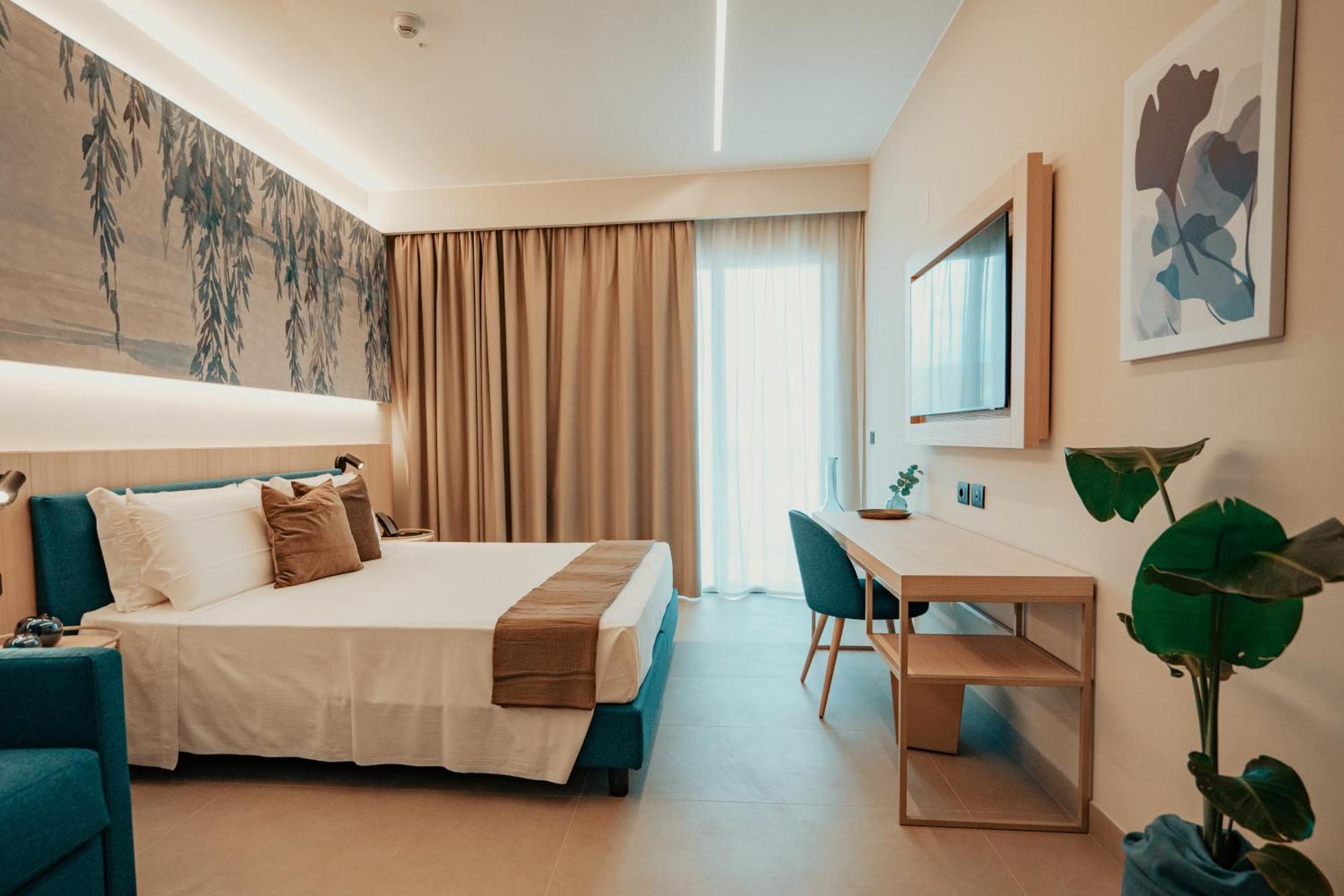 Lumia Hotel Термоли Екстериор снимка