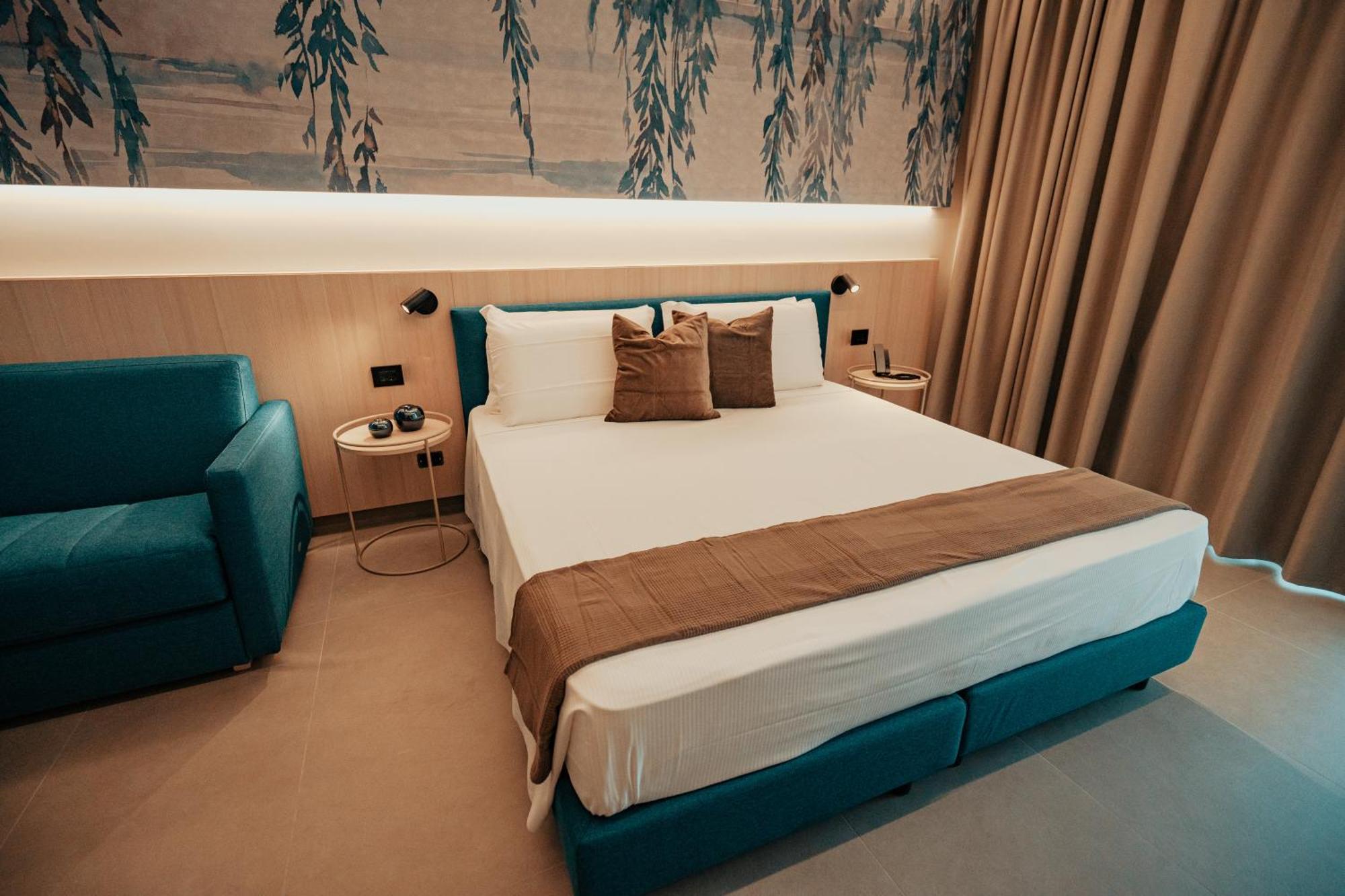 Lumia Hotel Термоли Екстериор снимка