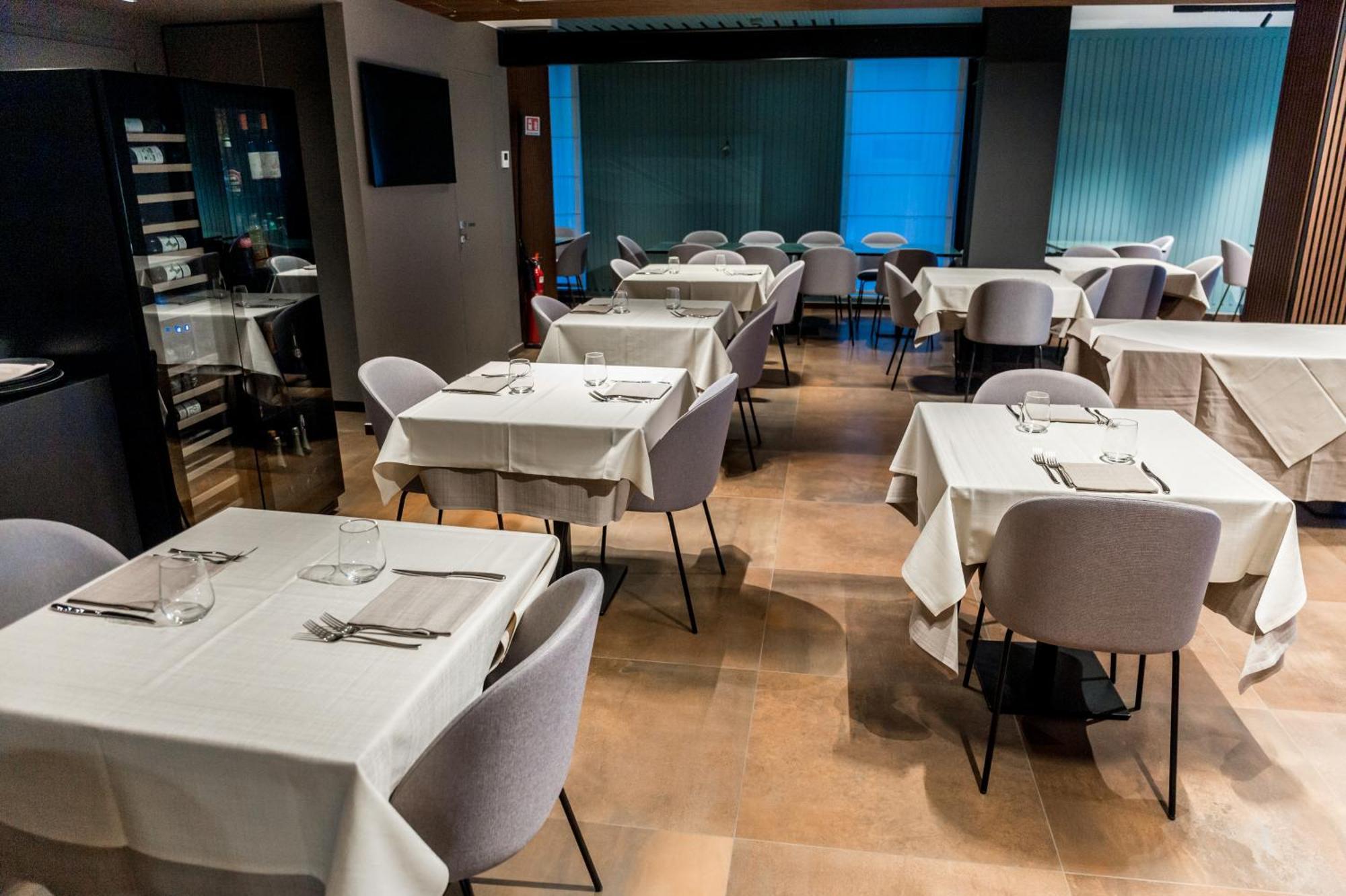 Lumia Hotel Термоли Екстериор снимка